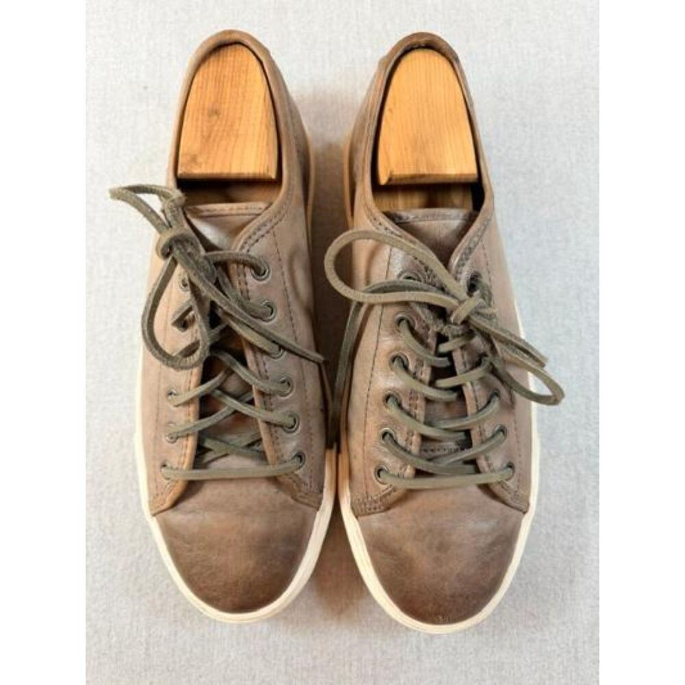 Frye Brett Low men's size 10.5 leather sneakers in a distressed cognac colorway